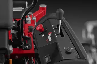 CZT60TX Zero turn mower, Control